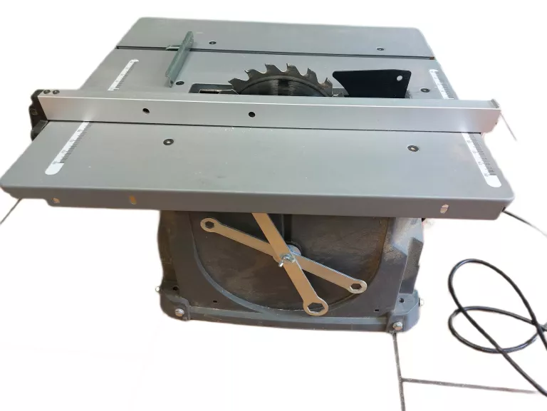 PILARKA STOŁOWA 2000 W MEEC TOOLS M1HZP210E1