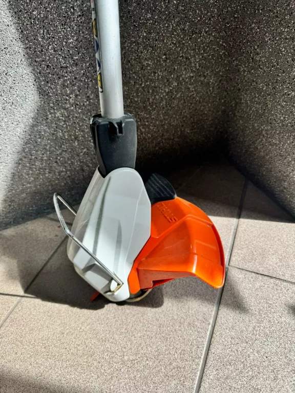 kosa-akumulatorowa-stihl-fsa-45-waga-narzedzia-300