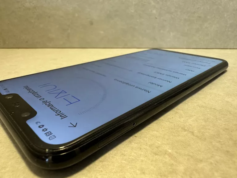 TELEFON HUAWEI MATE 20 LITE 4/64GB
