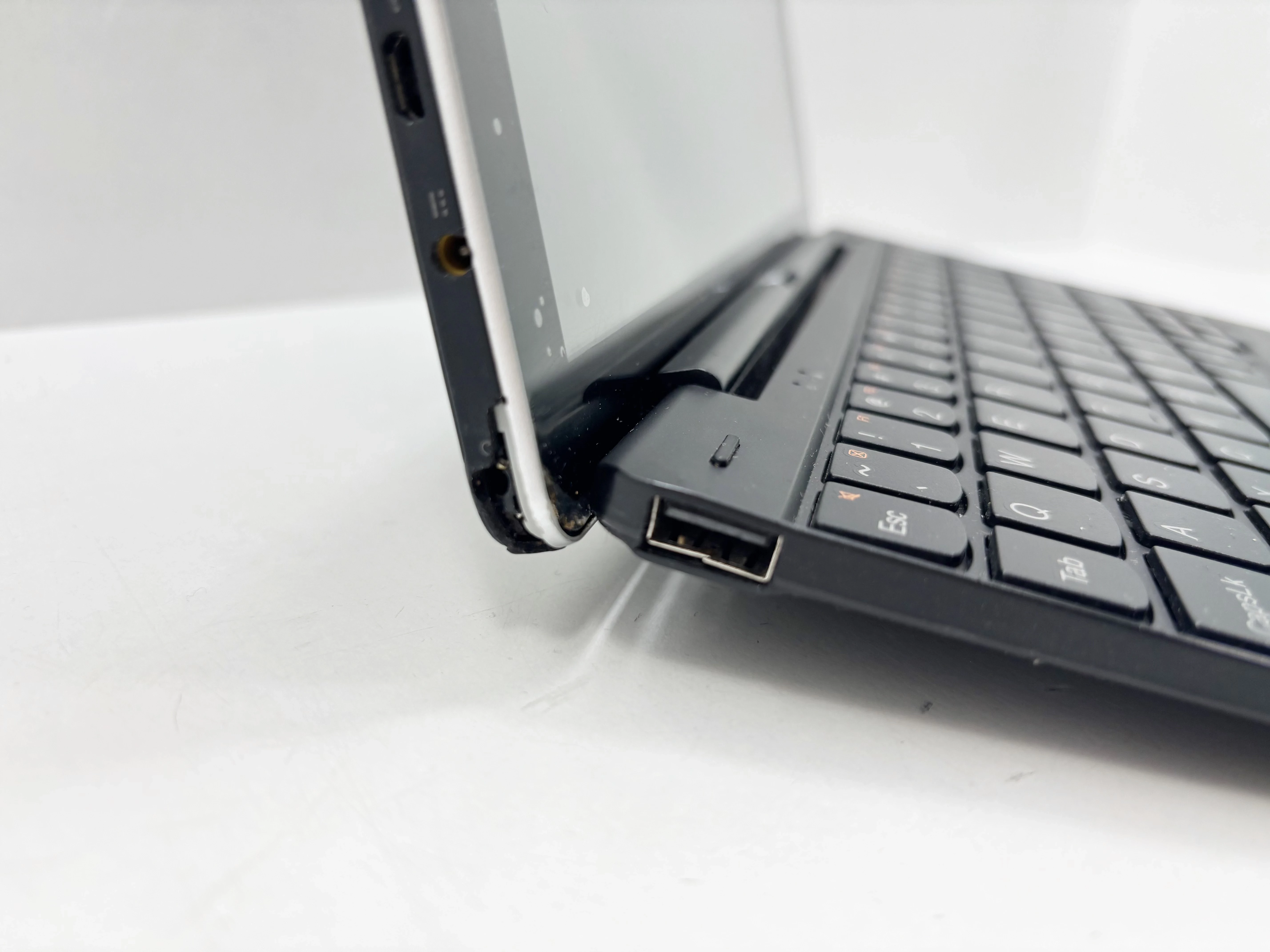 tablet-lenovo-ideapad-mix-300-transmisja-danych-217-512