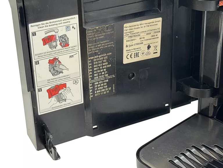 EKSPRES CIŚNIENIOWY DO KAWY SIEMENS EQ.500 TP507R04 1500W 15 BAR