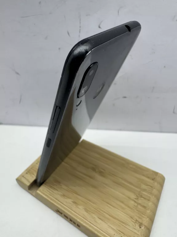 TELEFON MOTOROLA MOTO E6 PLUS 4GB/64GB