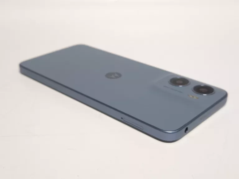 TELEFON MOTOROLA MOTO E15