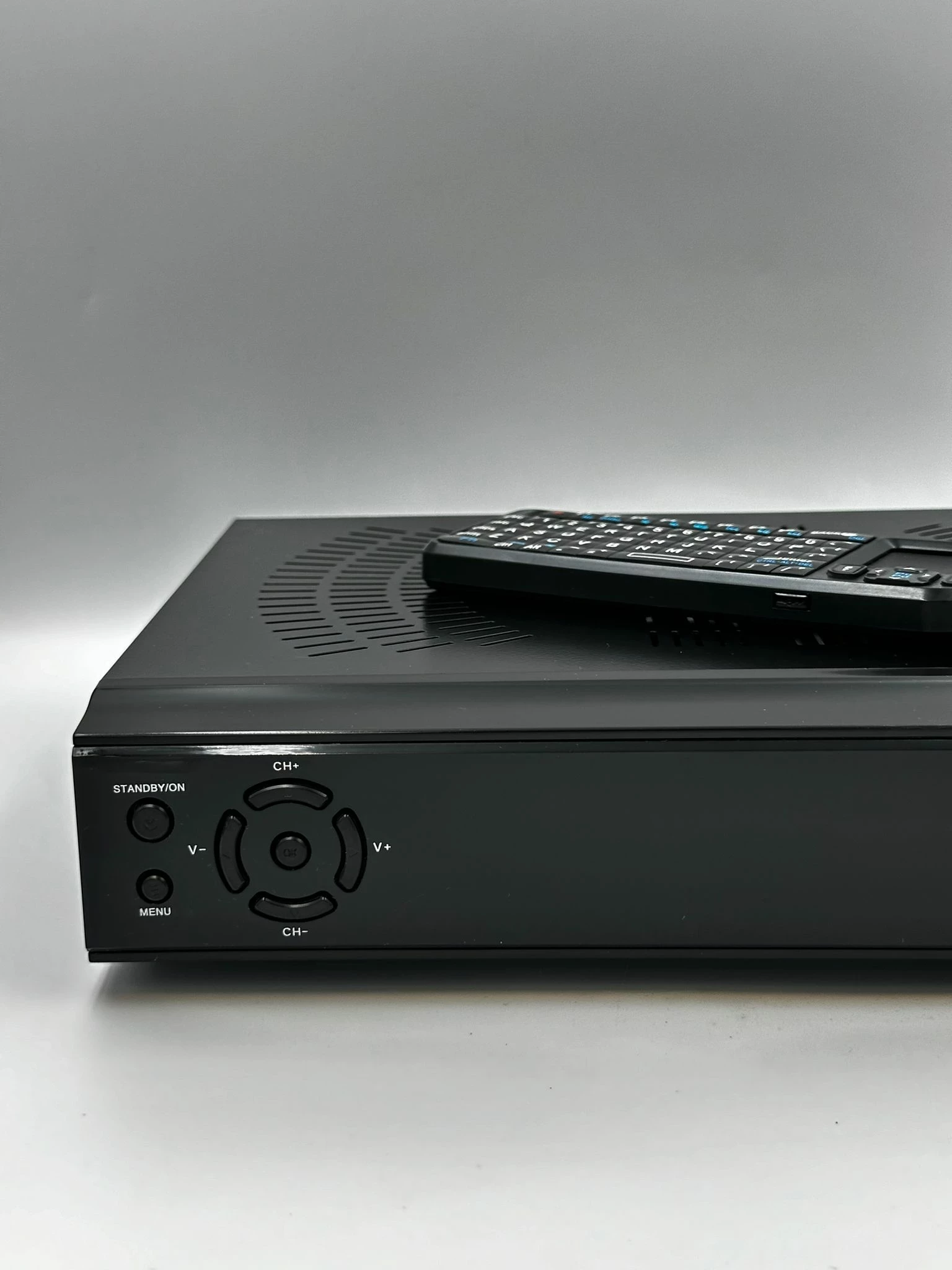 tuner-tv-amiko-alien-2-triple-komplet-rodzaj-243821-488841