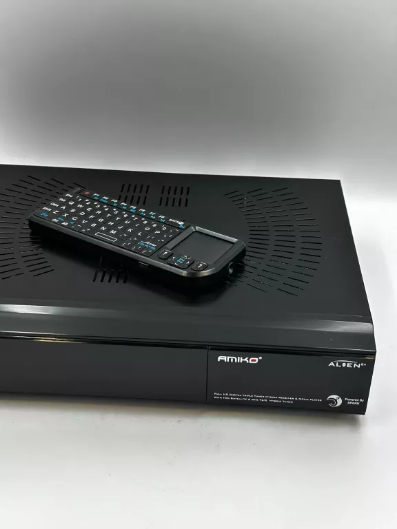 tuner-tv-amiko-alien-2-triple-komplet-stan-11323-2