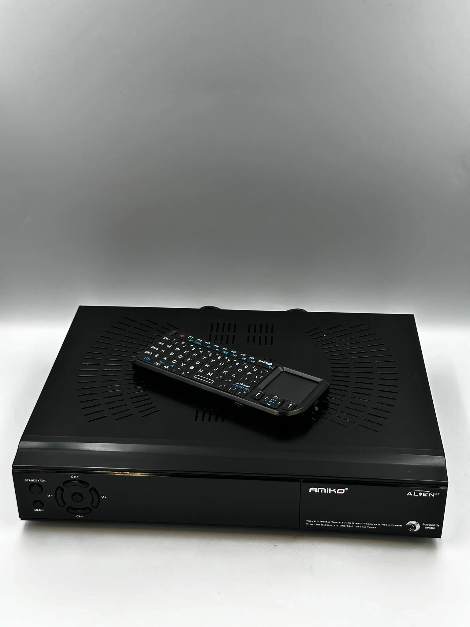 tuner-tv-amiko-alien-2-triple-komplet-ean-gtin-5999883019740