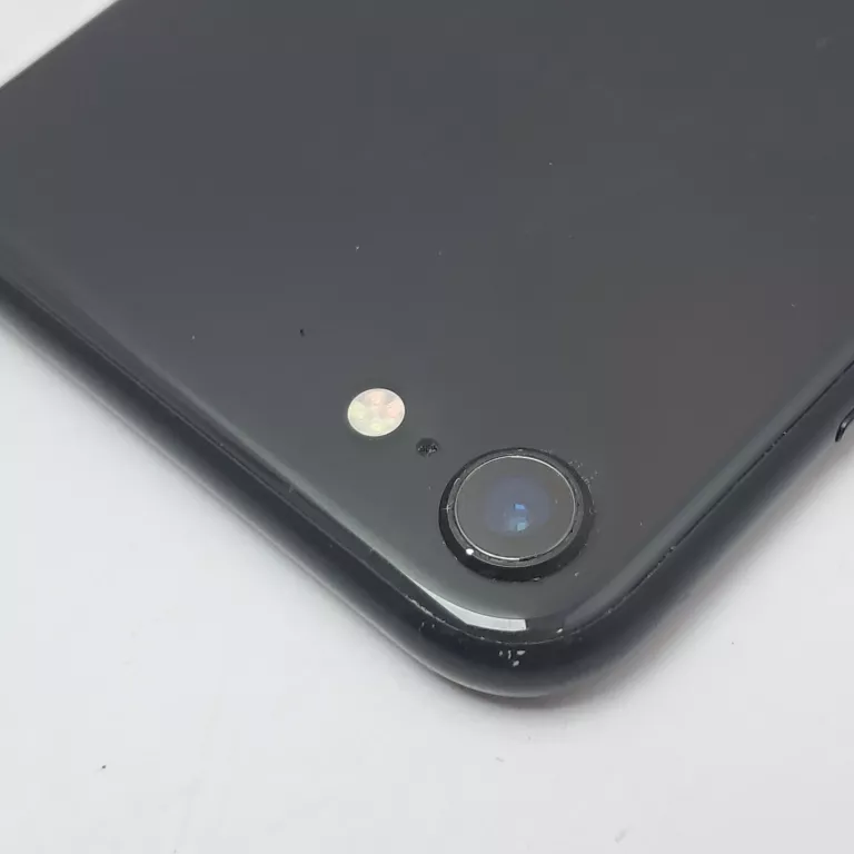 TELEFON IPHONE SE 2020