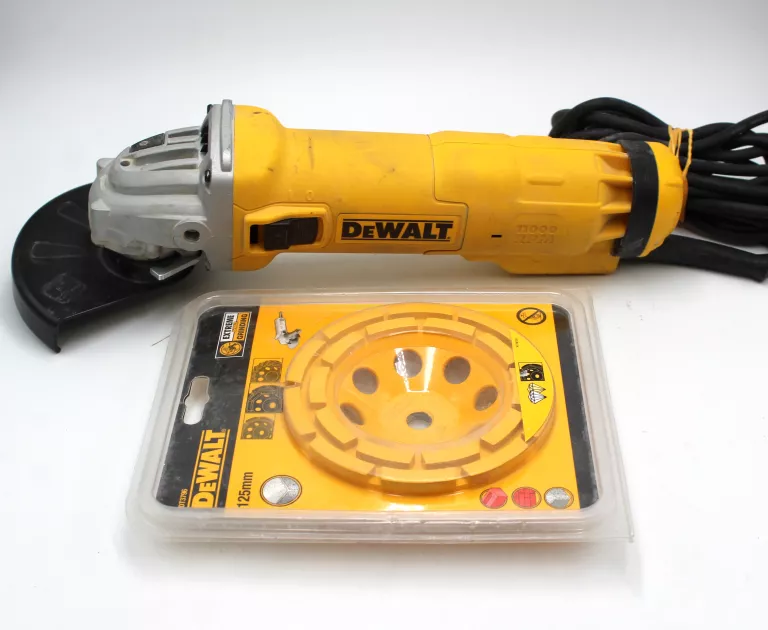 SZLIFIERKA KĄTOWA DEWALT DWE4207 TYPE 3 1010W