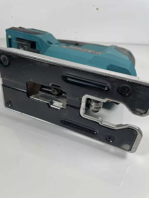 WYRZYNARKA MAKITA DJV184Z KOMPLET BDB+
