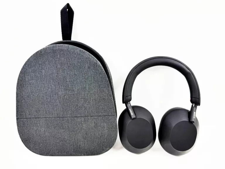 SŁUCHAWKI SONY WH-1000XM5 + ETUI + INSTRUKCJE