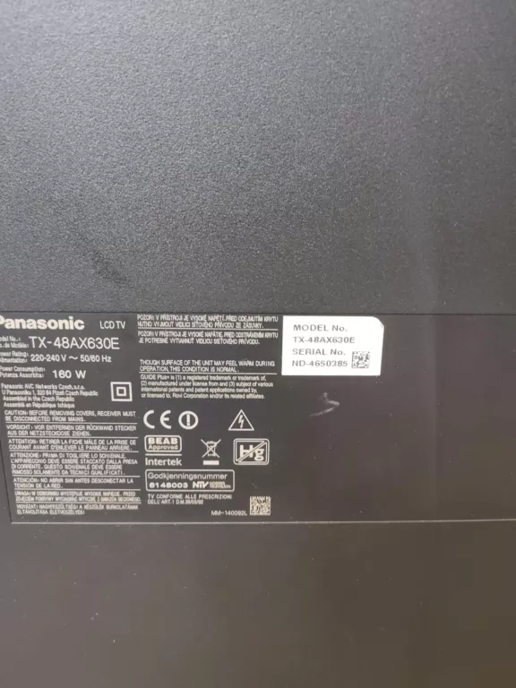 TV PANASONIC TX-48AX630E + PILOT