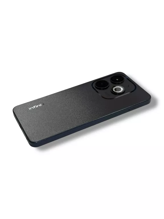 TELEFON INFINIX SMART 8 X6525 3/64GB