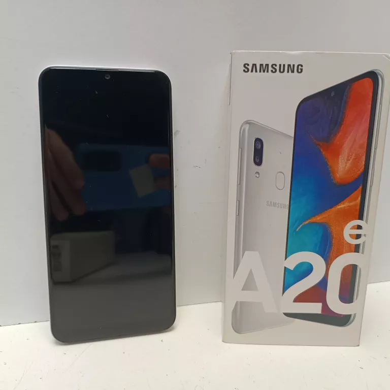 TELEFON SAMSUNG A20E