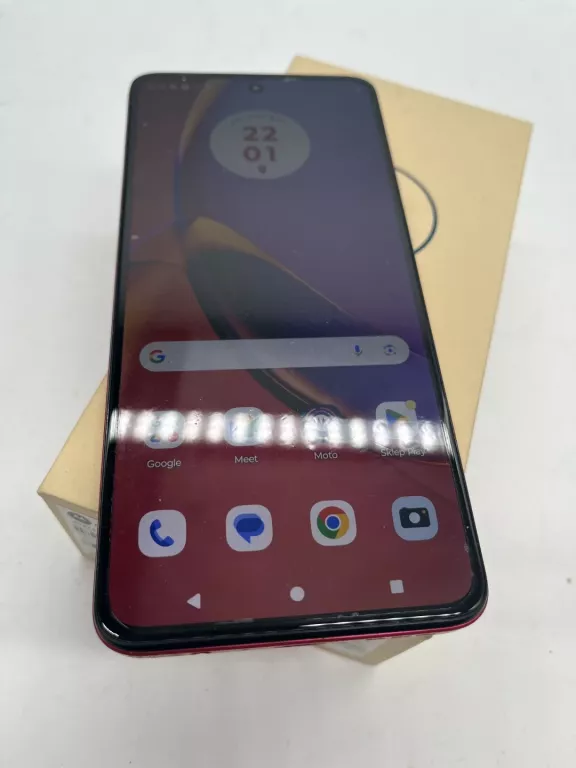 TELEFON MOTOROLA G84 256+12GB PANTONE VIVA MAGENTA