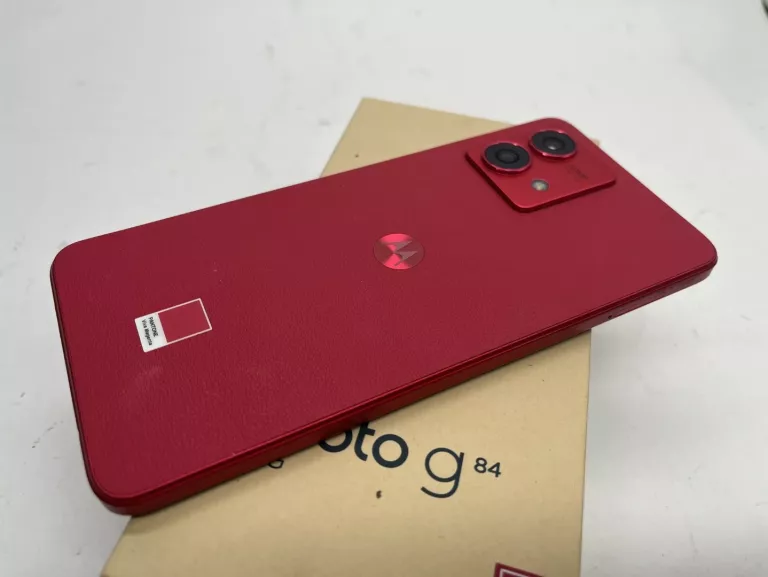 TELEFON MOTOROLA G84 256+12GB PANTONE VIVA MAGENTA