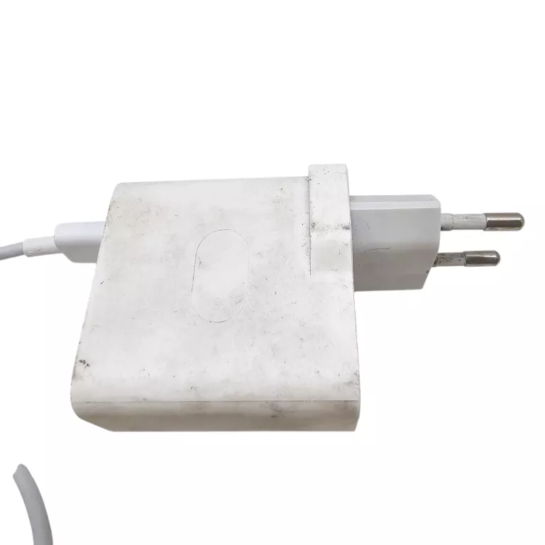 ŁADOWARKA SIECIOWA 20W + KABEL
