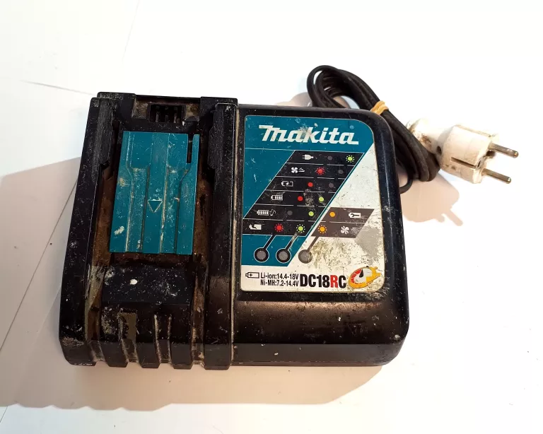 ŁADOWARKA MAKITA DC18WA