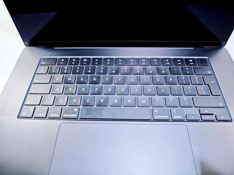 LAPTOP APPLE MACBOOK PRO A2991 APPLE M3 MAX 36GB RAM 1TB SSD 16,2” RETINA