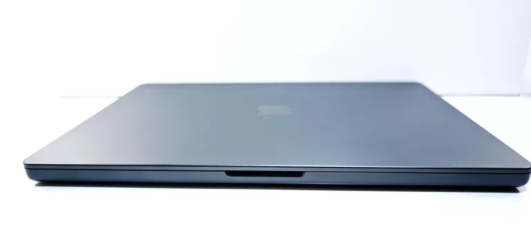 LAPTOP APPLE MACBOOK PRO A2991 APPLE M3 MAX 36GB RAM 1TB SSD 16,2” RETINA