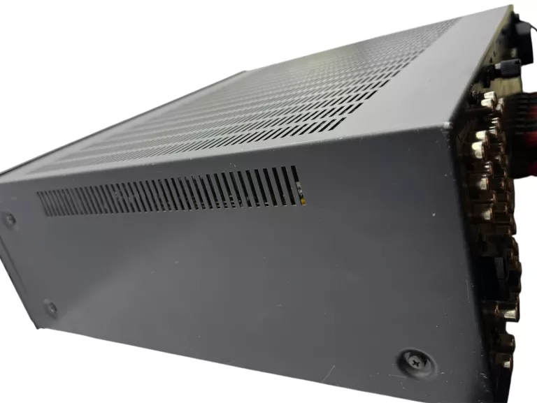 AMPLITUNER DENON AVR-2700