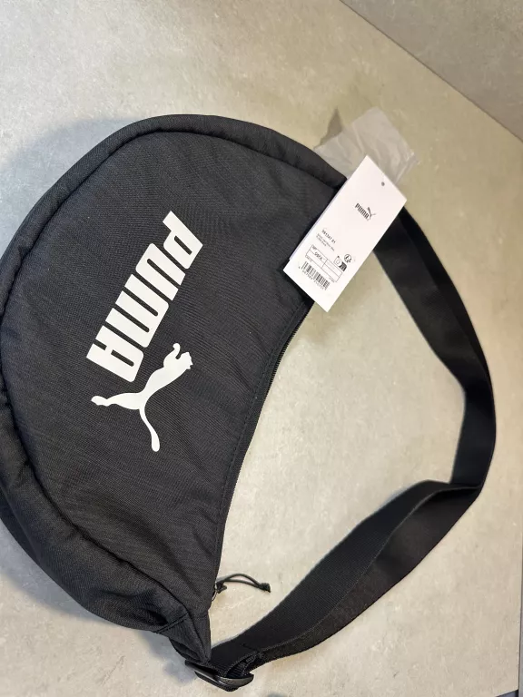 TOREBKA CROSSBODY PRZEZ RAMIĘ SPORTOWA PUMA BASE HALF MOON BAG 09134701