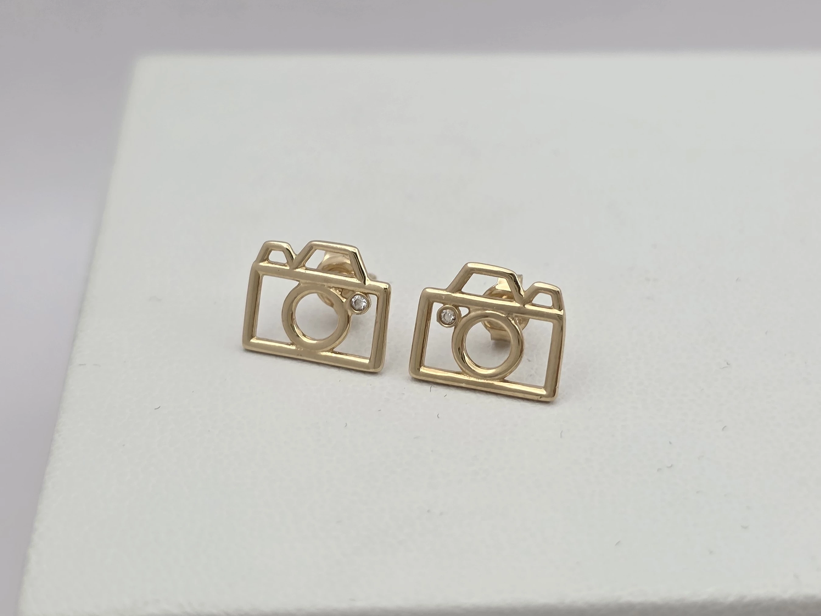 zlote-kolczyki-z-cyrkoniami-aparaty-fotograficzne-585-14k-145g-marka-248811-958954