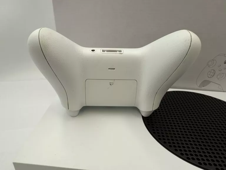 konsola-microsoft-xbox-series-s-komplet-informacje-o-bezpieczenstwie-218669-1