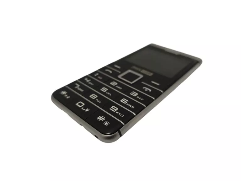 TELEFON KOMÓRKOWY MAXCOM MM760
