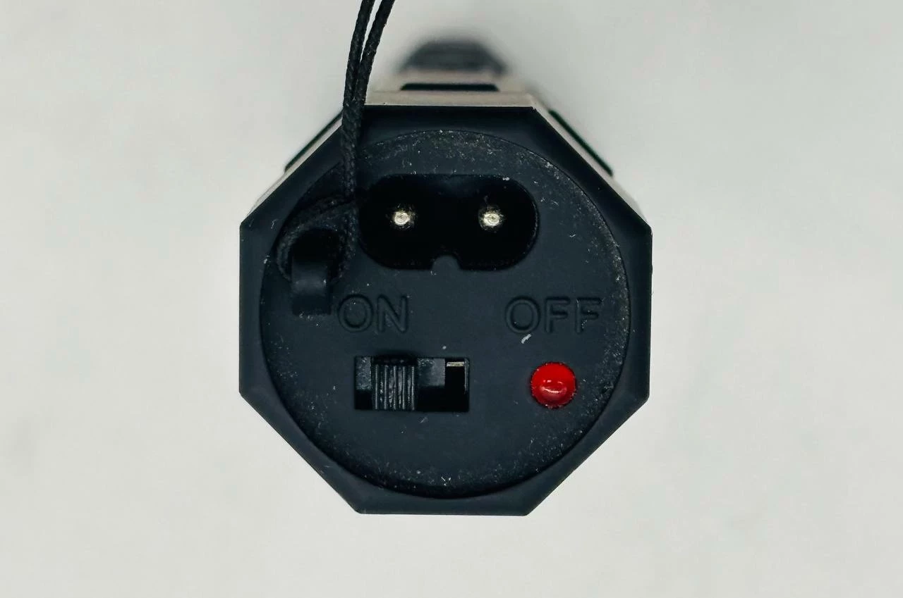 latarka-z-paralizatorem-guard-thunder-yc-1321-ean-gtin-5902944165874