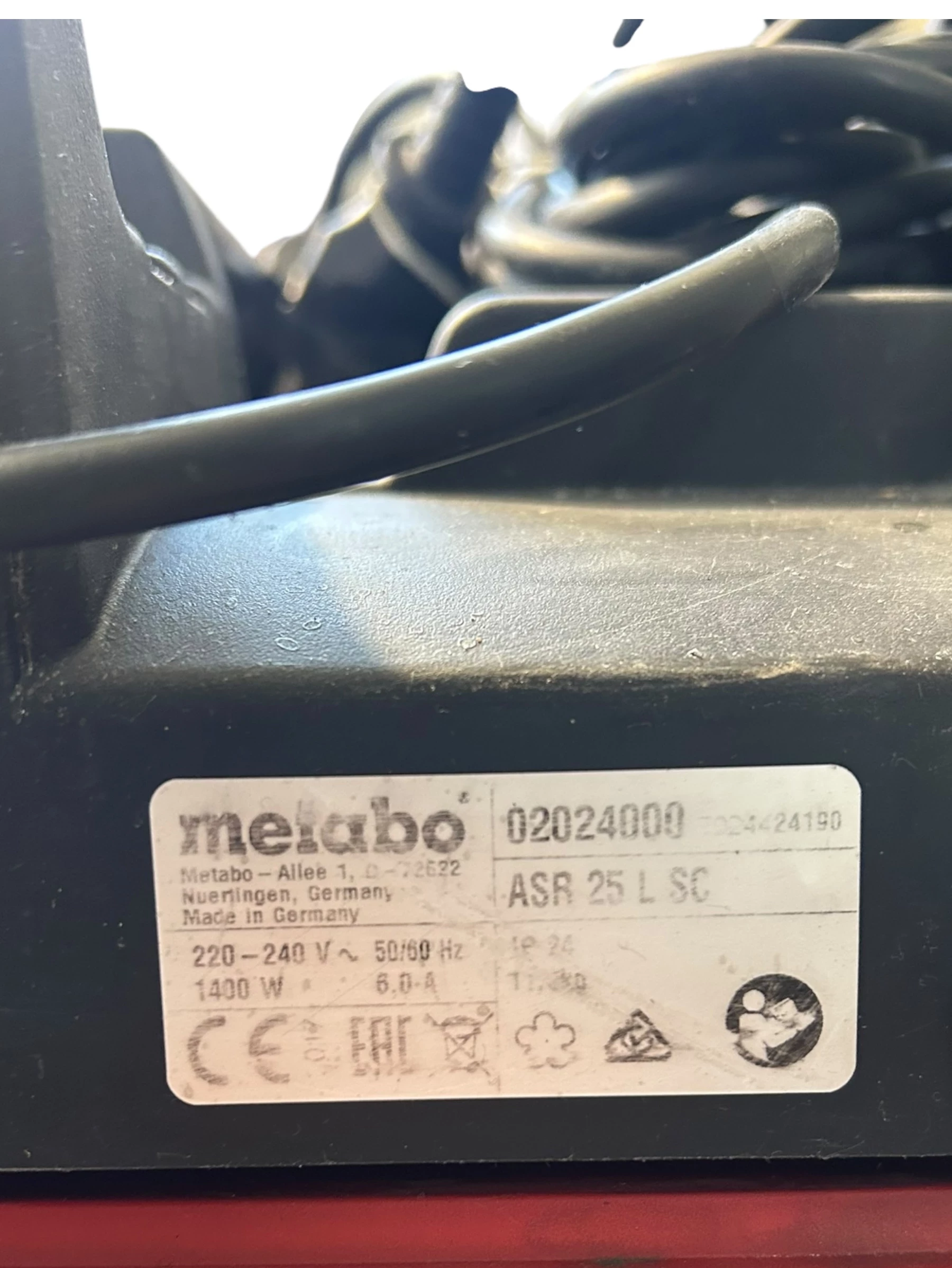 odkurzacz-przemyslowy-metabo-asr-25-l-sc-pojemnosc-zbiornika-2500