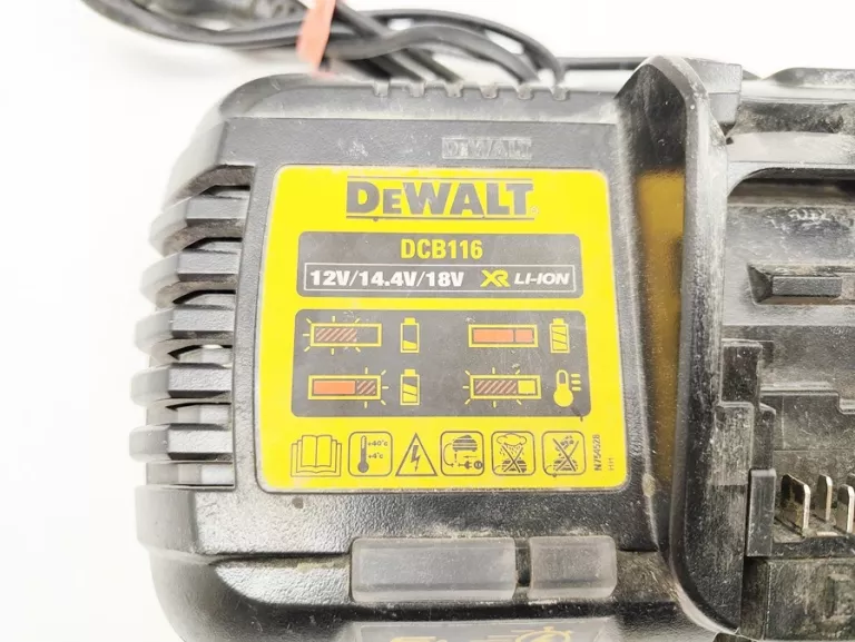 ŁADOWARKA DEWALT DCB116 Z AKUMULATOREM DEWALT 18V 2.0 AH
