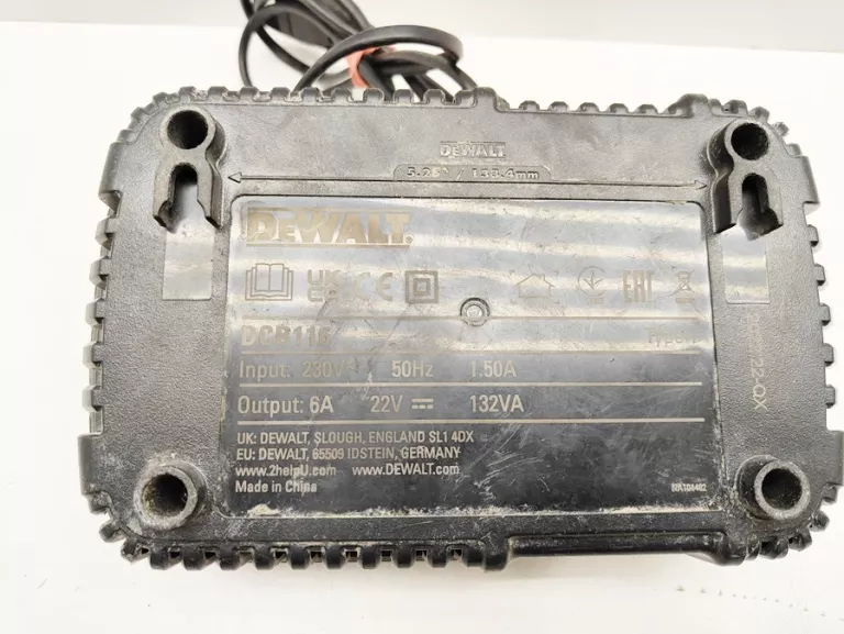 ŁADOWARKA DEWALT DCB116 Z AKUMULATOREM DEWALT 18V 2.0 AH