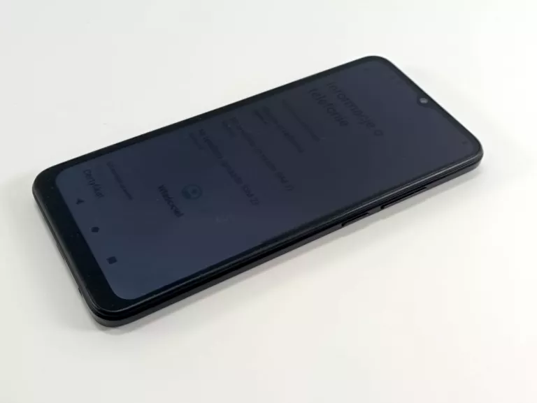 SMARTFON XIAOMI REDMI A1 2 GB / 32 GB 4G (LTE) CZARNY