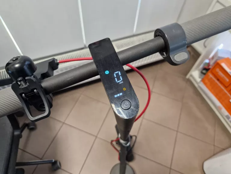 HULAJNOGA ELEKTRYCZNA XIAOMI ELECTRIC SCOOTER 4