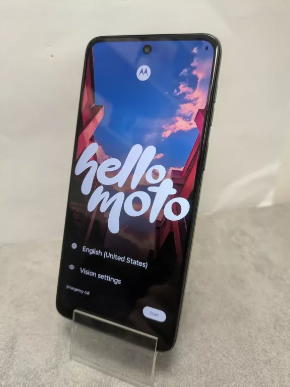 TELEFON MOTOROLA MOTO G35 5G 8/128GB