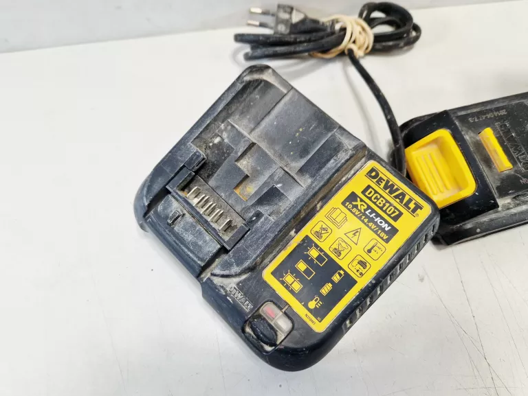 WKRĘTARKA DEWALT DCD771 18V | 2X AKUMULATOR 1.3AH | ŁADOWARKA