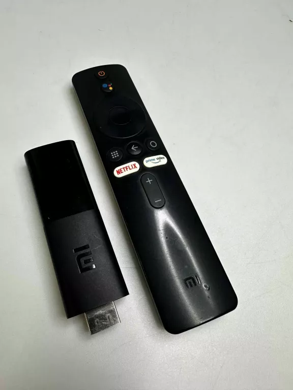 XIAOMI MI STICK TV CZARNY ODTWARZACZ MULTIMEDIALNY 4K