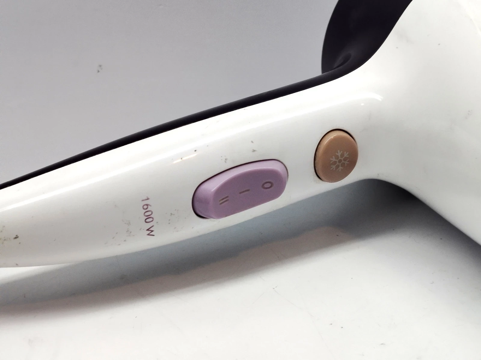 suszarka-do-wlosow-philips-hp4962-1600w-salondry-compact-moc-160000