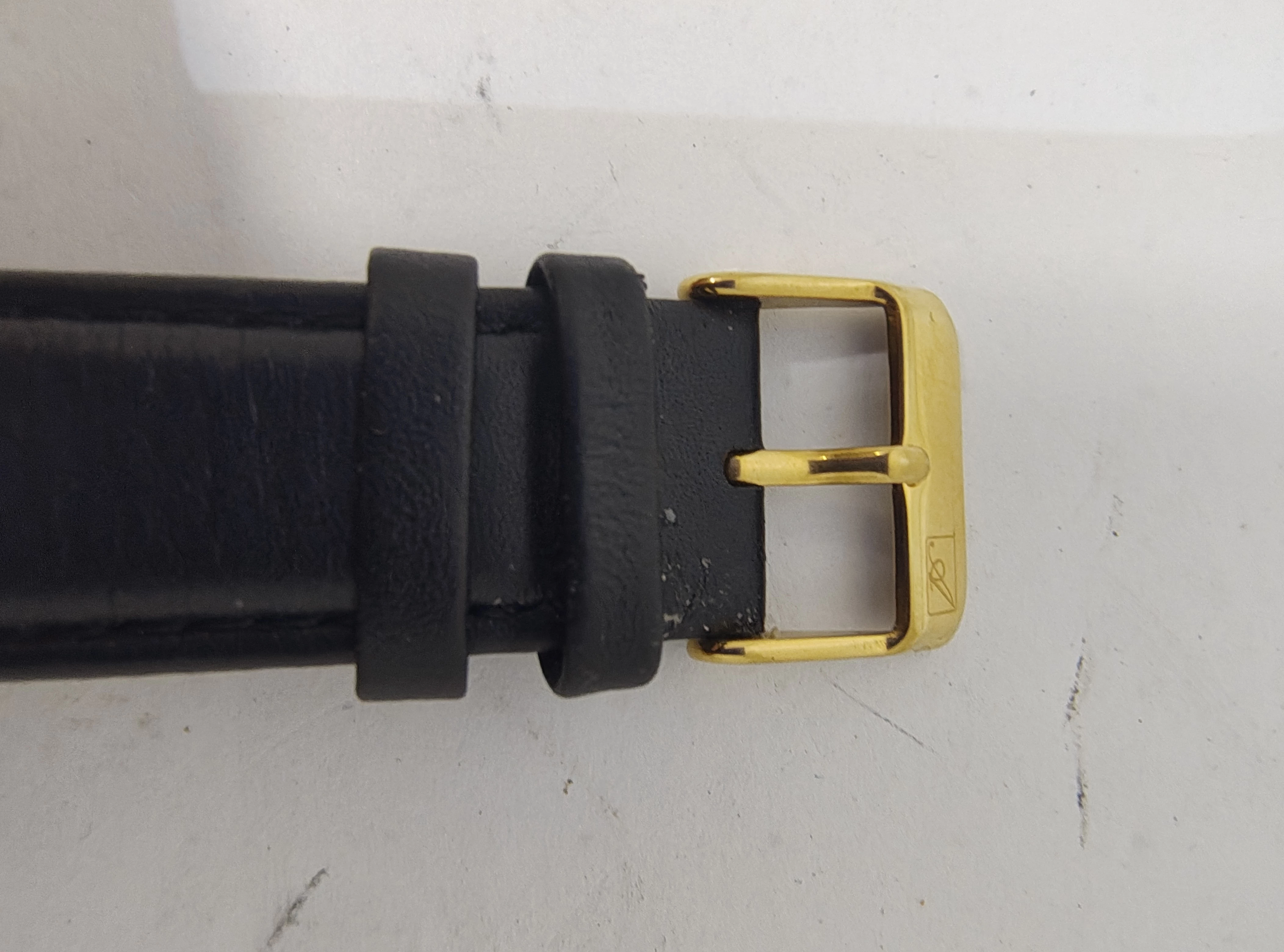 zegarek-adriatica-1294-1b61q-ksztalt-koperty-129223-2