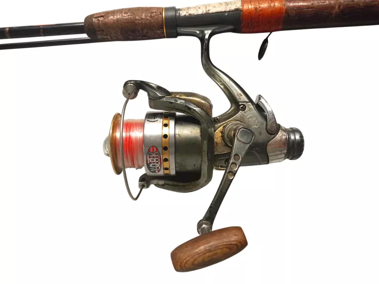 WĘDKA SPINNINGOWA JAXON FUTURA PRO SPINEX 240 + KOŁOWROTEK CARP BX4000