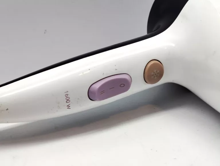 suszarka-do-wlosow-philips-hp4962-1600w-salondry-compact-moc-160000