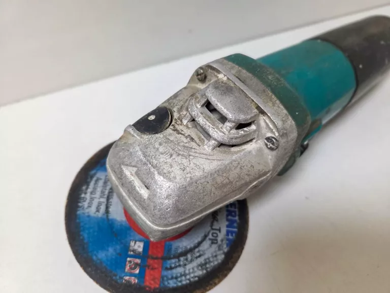SZLIFIERKA KĄTOWA MAKITA 9562CVR