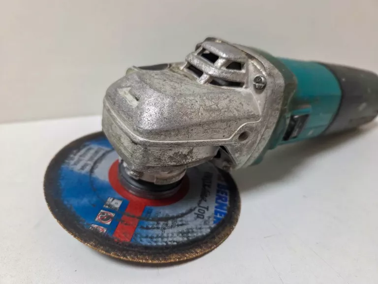 SZLIFIERKA KĄTOWA MAKITA 9562CVR