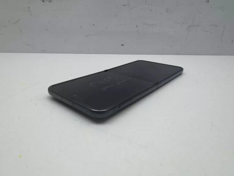 MOTOROLA RAZR 50 ULTRA 5G 12/512GB