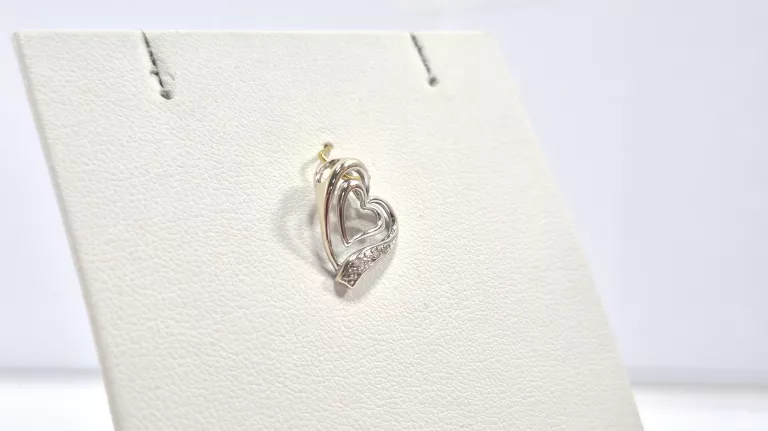 ZŁOTA ZAWIESZKA Z BRYLANTAMI 0,01CT 585 0,88G 14K CERTYFIKAT