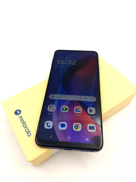 TELEFON MOTOROLA MOTO E15 2/64GB