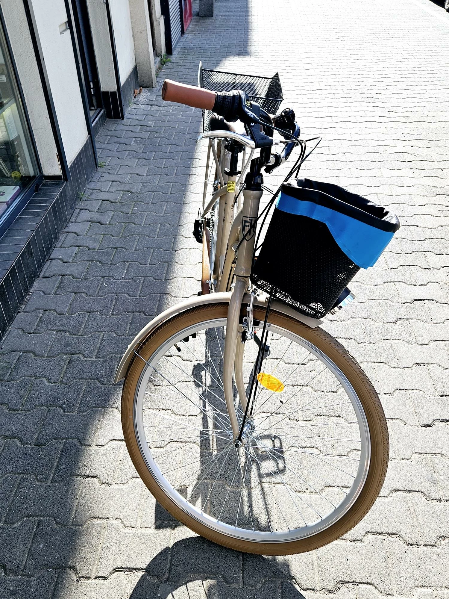 rower-miejski-damski-bonita-kola-28-stan-11323-2