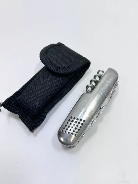 SCYZORYK Z ETUI