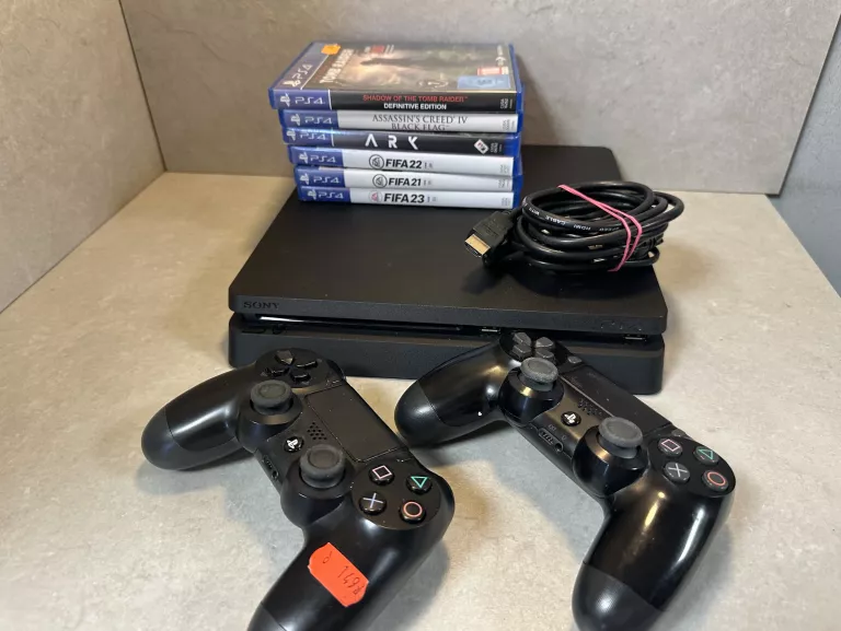 KONSOLA PS4 SLIM 1 TB + 2 PADY + 6 GIER ZESTAW