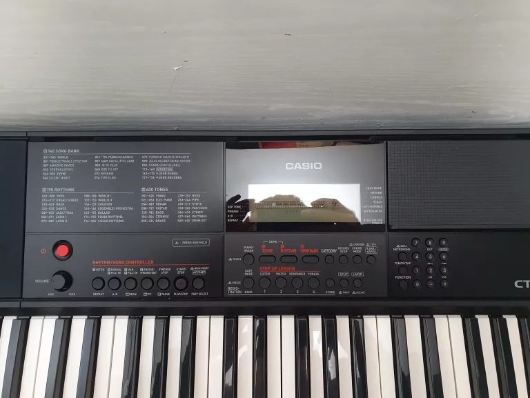 KEYBOARD CASIO CT-X700 + STOJAK